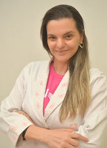 Dra. Isis Danielle Lima Souza - Corpo Clínico A Clínica da Mulher
