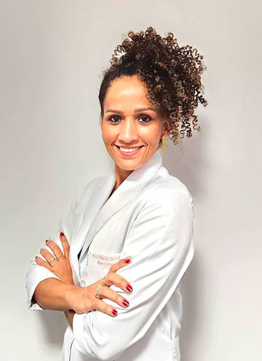 Dra. Paula Suzart Freitas Borella