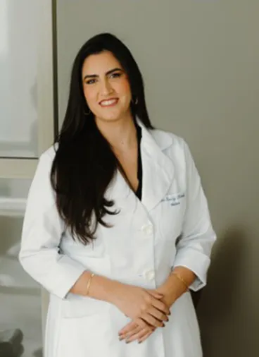 Dra. Emily Ferreira Souza Ricaldi - Corpo Clínico - A clínica da mulher